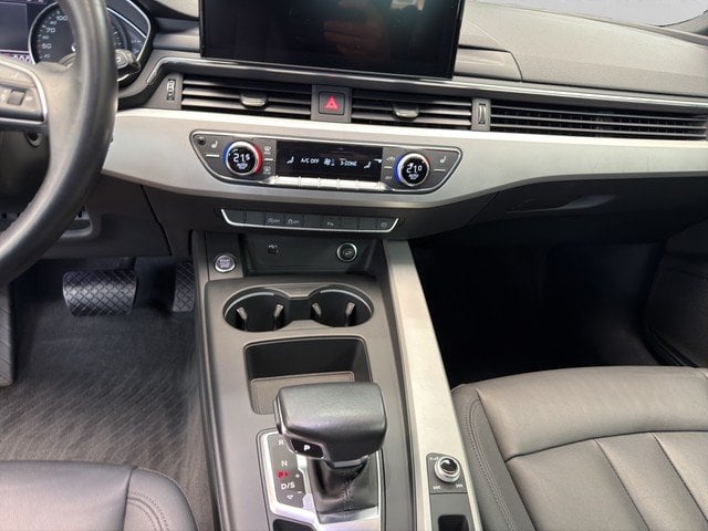 Audi A4 Avant 35 TFSI advanced *LEDER*AHK*NAVI*SOUND* PDC
