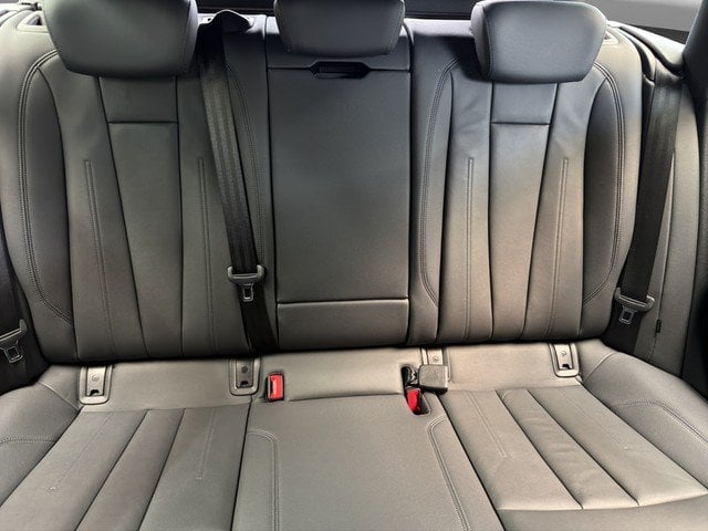 Audi A4 Avant 35 TFSI advanced *LEDER*AHK*NAVI*SOUND* PDC