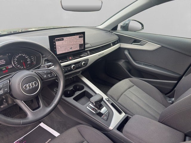 Audi A4 Avant 40 TDI quattro *AHK*RFK*PDC*GRA*AMI* PDC