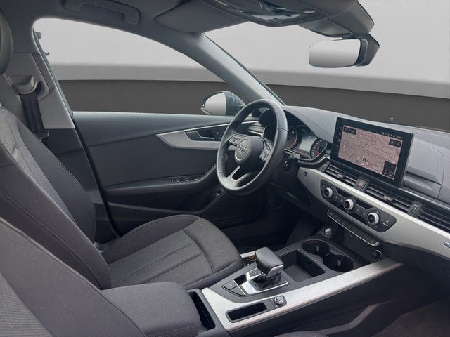 Audi A4 Avant 40 TDI quattro *AHK*RFK*PDC*GRA*AMI* PDC