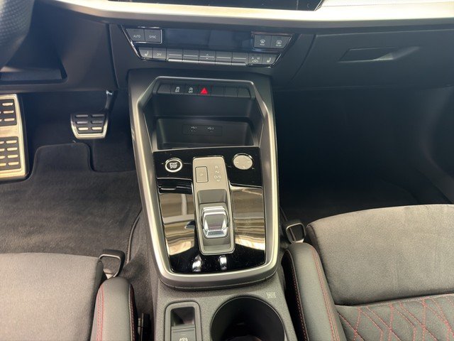 Audi A3 Sportb. 30 TFSI advanced *S-LINE*AHK*VIRTUAL PDC Virtual