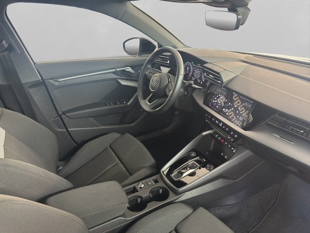 Audi A3 Limousine 30 TFSI advanced *AHK*NAVI*RFK*ACC*