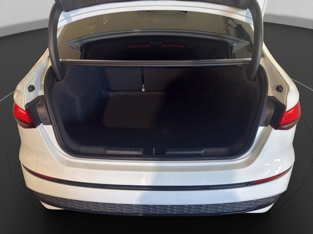 Audi A3 Limousine 30 TFSI advanced *AHK*NAVI*RFK*ACC*
