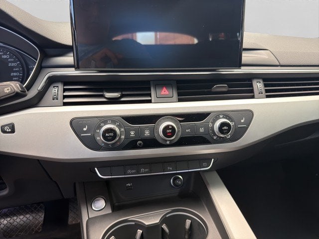 Audi A4 Avant 35 TFSI S tronic *NAVI*SZH*GRA*PDC*DAB* PDC DynLicht