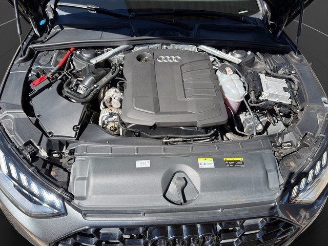 Audi A4 Avant 40 TDI S line *LED*ACC*NAVI*SOUND*RFK* Sportp.