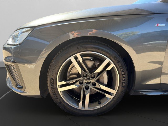 Audi A4 Avant 40 TDI S line *LED*ACC*NAVI*SOUND*RFK* Sportp.