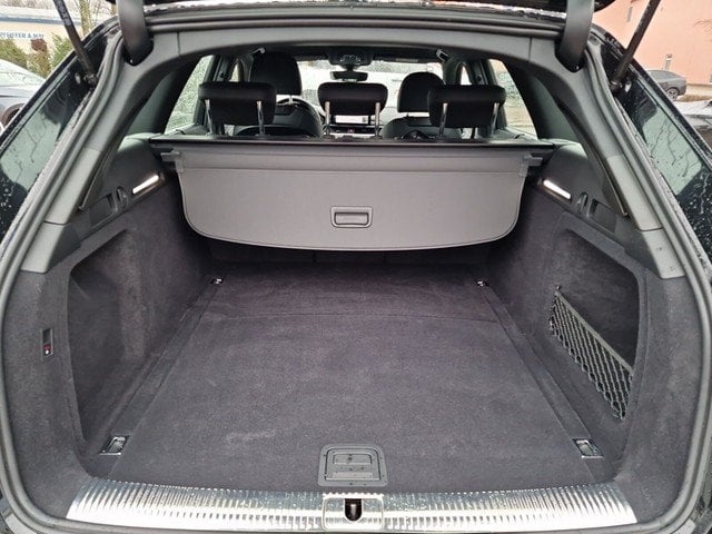 Audi A4 Avant 40 TDI quattro advanced LEDER*AHK*NAVI