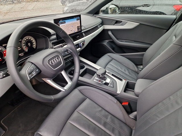 Audi A4 Avant 40 TDI quattro advanced LEDER*AHK*NAVI