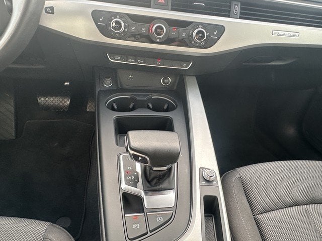 Audi A4 Avant 40 TDI quattro advanced *ACC*RFK*SZ*