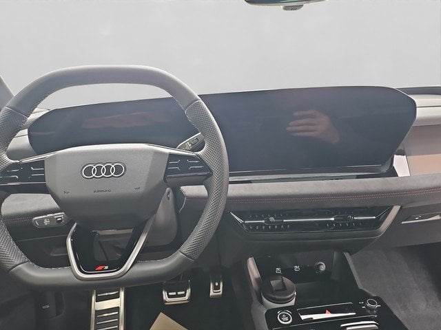 Audi Q6 SB e-tron quattro Pano*AHK*Tech Pro*B&O