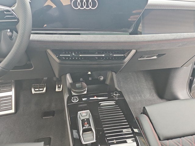Audi Q6 SB e-tron quattro Pano*AHK*Tech Pro*B&O