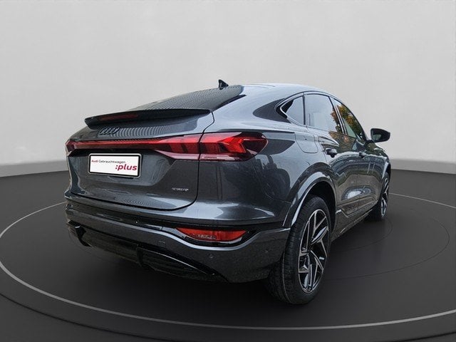 Audi Q6 SB e-tron quattro Pano*AHK*Tech Pro*B&O