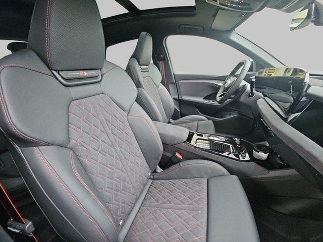 Audi Q6 SB e-tron quattro Pano*AHK*Tech Pro*B&O