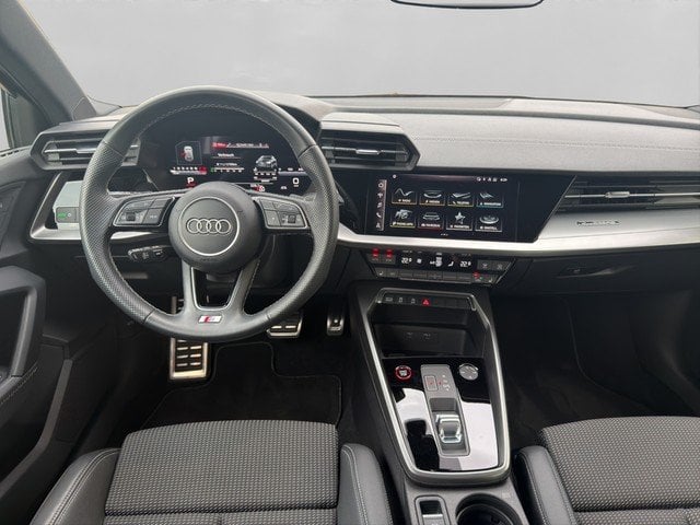 Audi S3 Sportback 2.0 TFSI quattro *LED*NAVI*GRA*SZH* Akustikglas