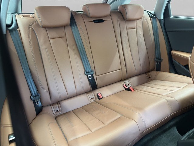 Audi A4 Avant 40 TDI quattro advanced *PANO*AHK*NAVI*