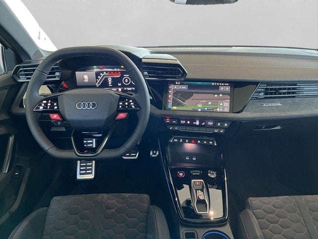 Audi RS 3 Lim. S tronic Schalensitze*RS-Abgas*Lack