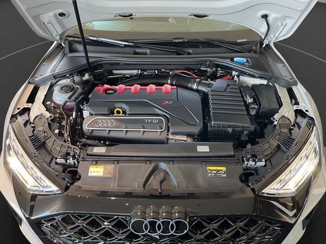 Audi RS 3 Lim. S tronic Schalensitze*RS-Abgas*Lack