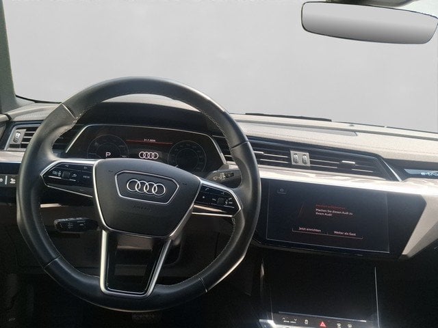 Audi Q8 Sportback e-tron 50 quattro S line *RFK*LUFT* AUT