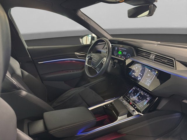 Audi Q8 Sportb. e-tron 50 quattro advanced *PANO*B&O*