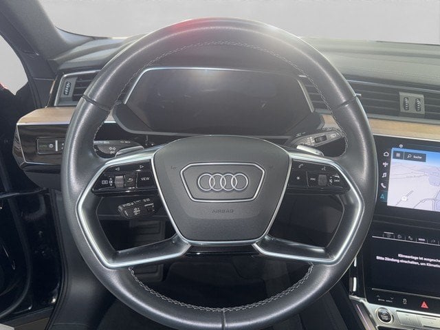 Audi Q8 e-tron 55 quattro advanced *MATRIX*PANO*B&O* Akustikglas