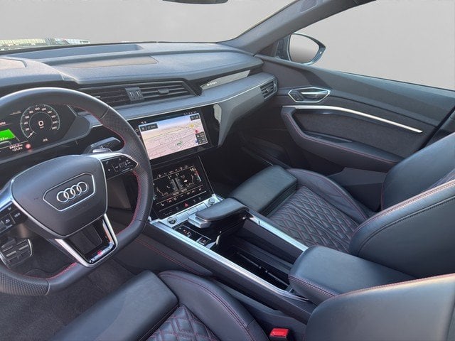 Audi Q8 Sportback e-tron 55 quattro Edition S line AUT
