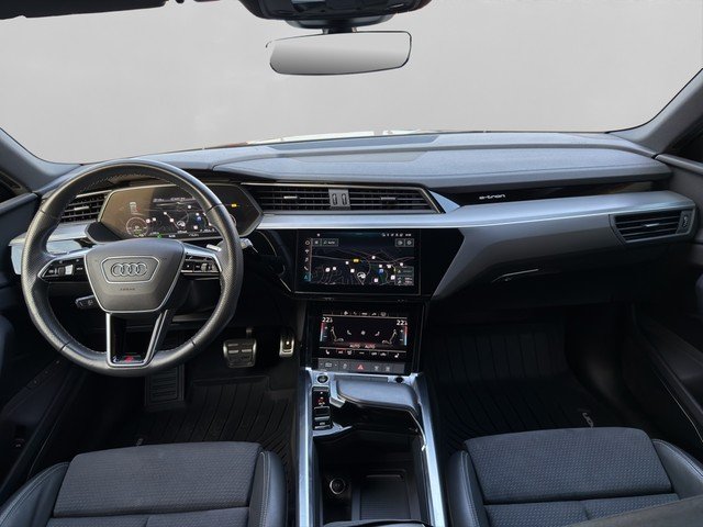 Audi Q8 e-tron 50 quat. advanced *AHK*B&O*MATRIX*LUFT Akustikglas