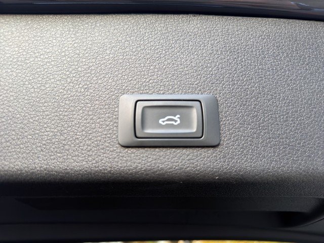 Audi Q8 e-tron 50 quat. advanced *AHK*B&O*MATRIX*LUFT Akustikglas