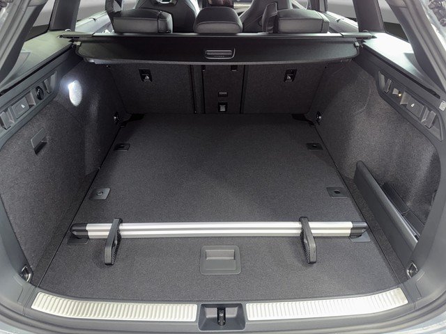 Skoda Superb Combi Sportline 2.0 TDI 142 kW 7-Gang-DSG 4x4
