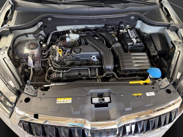 Skoda Karoq 1.5 TSI Tour *NAVI*LED*KAMERA*SH*INDUKTION PDC Kam. Navi LM