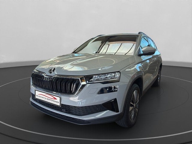 Skoda Karoq 1.5 TSI Tour *NAVI*LED*KAMERA*SH*INDUKTION PDC Kam. Navi LM