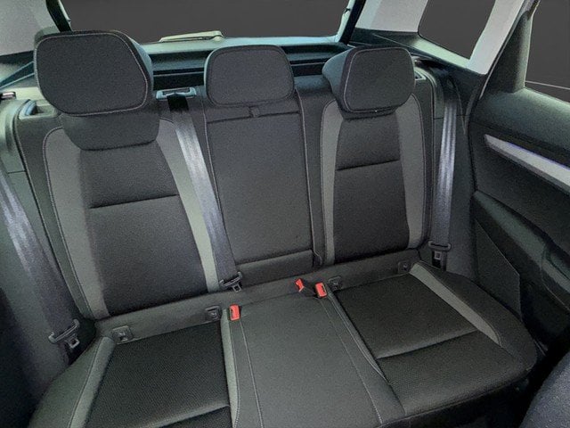 Skoda Karoq 1.5 TSI Tour *NAVI*LED*KAMERA*SH*INDUKTION PDC Kam. Navi LM