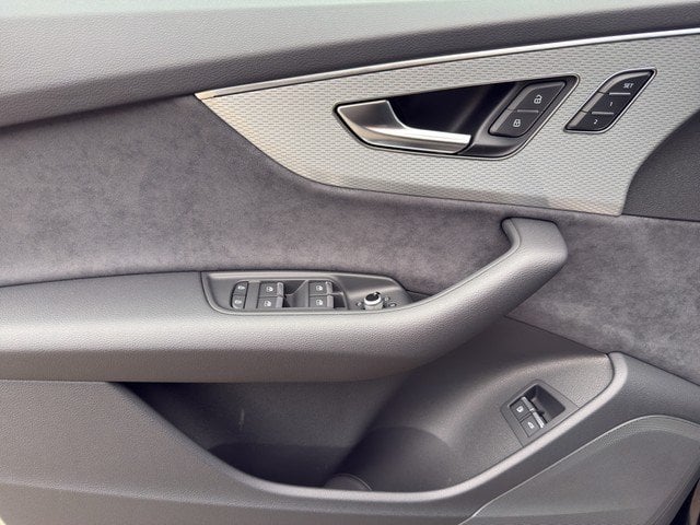 Audi Q7 SUV S line TFSI e quattro Matrix*Luft*Pano*AHK