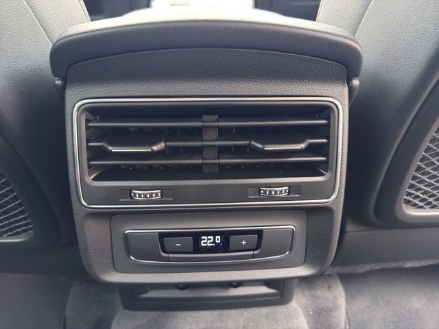 Audi Q7 SUV S line TFSI e quattro Matrix*Luft*Pano*AHK
