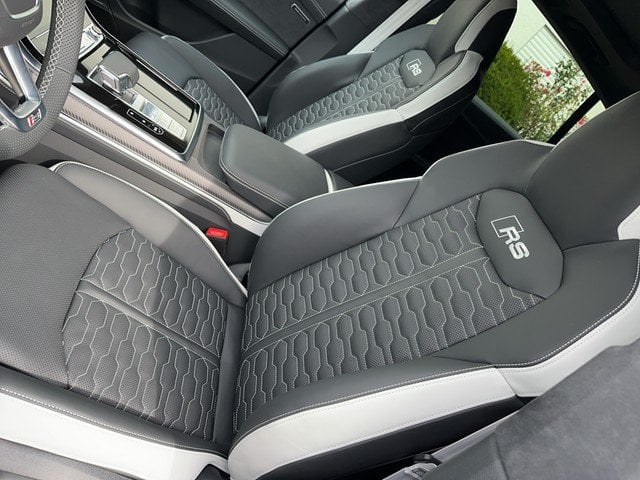 Audi RSQ8 4.0 TFSI quattro *PANO*MATRIX*AHK*