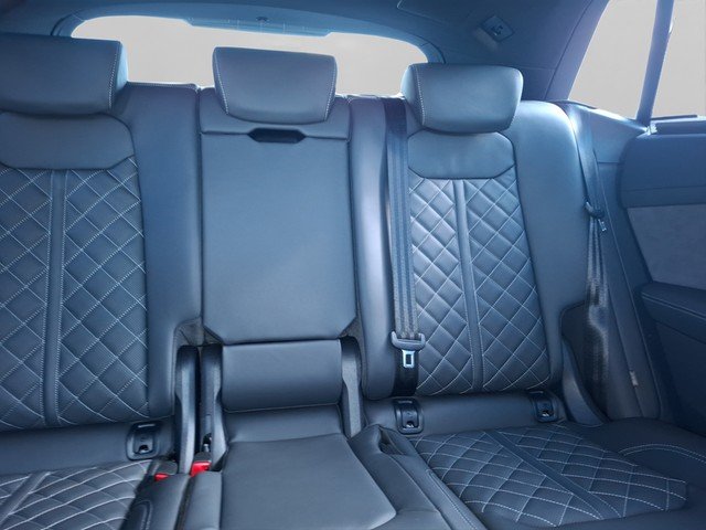 Audi Q8 SUV S line business TDI quattro 210 kW tiptronic HDMatrix*SH*Valcona*HeadUp