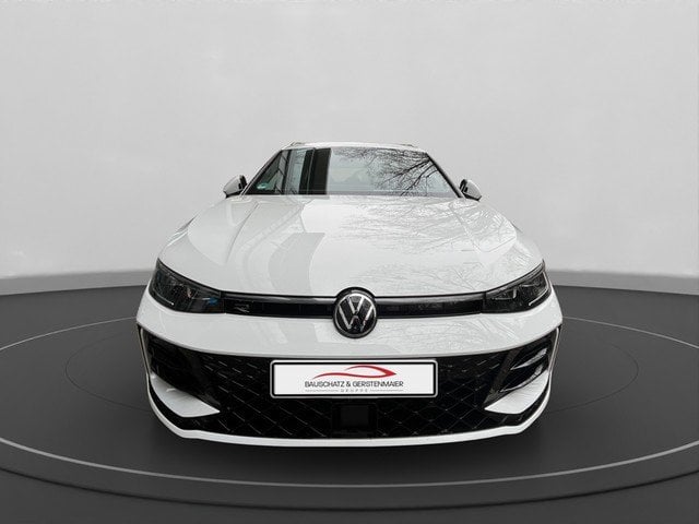 VW Passat 4 MOTION R-Line *AHK*DCC*HUD*