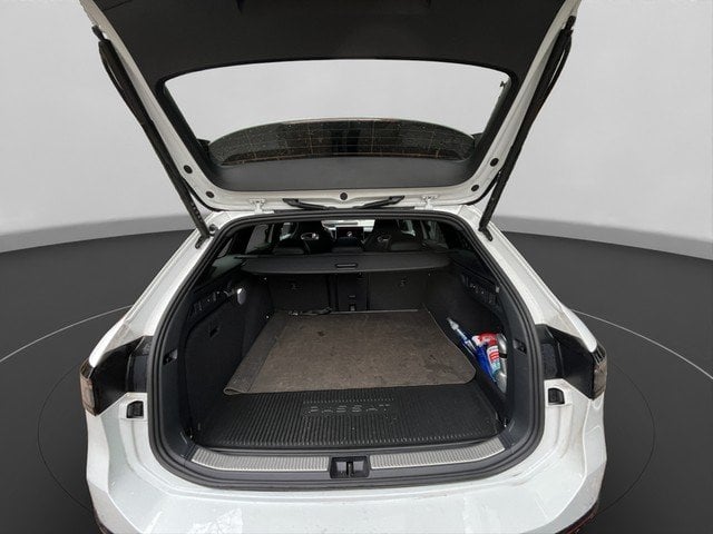 VW Passat 4 MOTION R-Line *AHK*DCC*HUD*