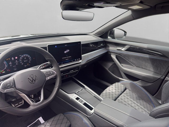 VW Passat 1.5 eHybrid DSG R-Line *MATRIX*HUD*AHK*