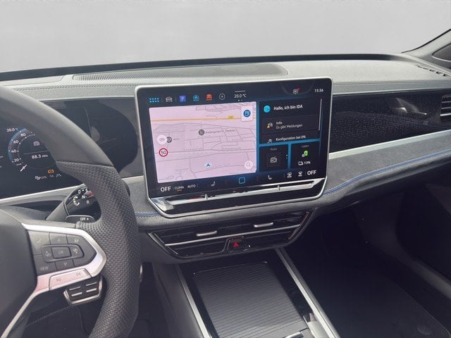 VW Passat 1.5 eHybrid DSG R-Line *MATRIX*HUD*AHK*