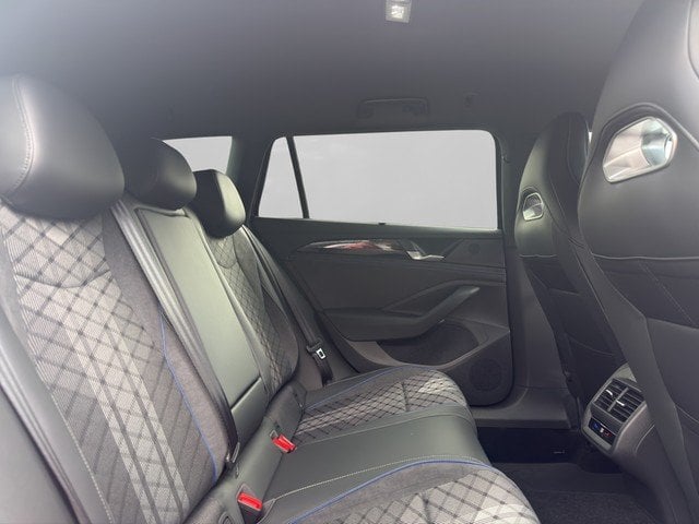 VW Passat 1.5 eHybrid DSG R-Line *MATRIX*HUD*AHK*