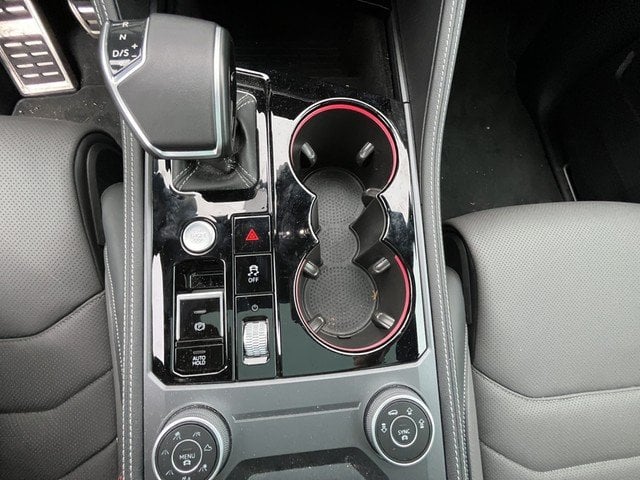VW Touareg 3.0 TDI 4Motion R-Line *AHK*PANO*STHZG*