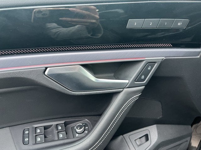 VW Touareg 3.0 TDI 4Motion R-Line *AHK*PANO*STHZG*