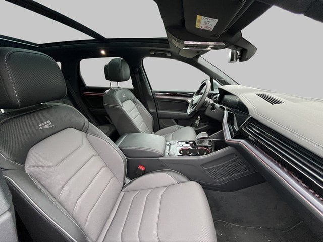 VW Touareg 3.0 TDI 4Motion R-Line *AHK*PANO*STHZG*