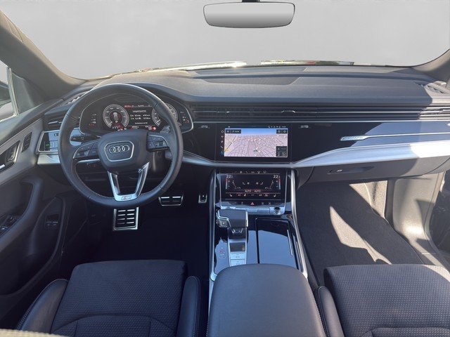 Audi Q8 55 TFSI e quattro *AHK*LUFT*PANO*HUD*B&O* AHK PDC