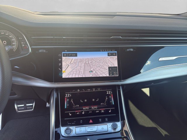 Audi Q8 55 TFSI e quattro *AHK*LUFT*PANO*HUD*B&O* AHK PDC