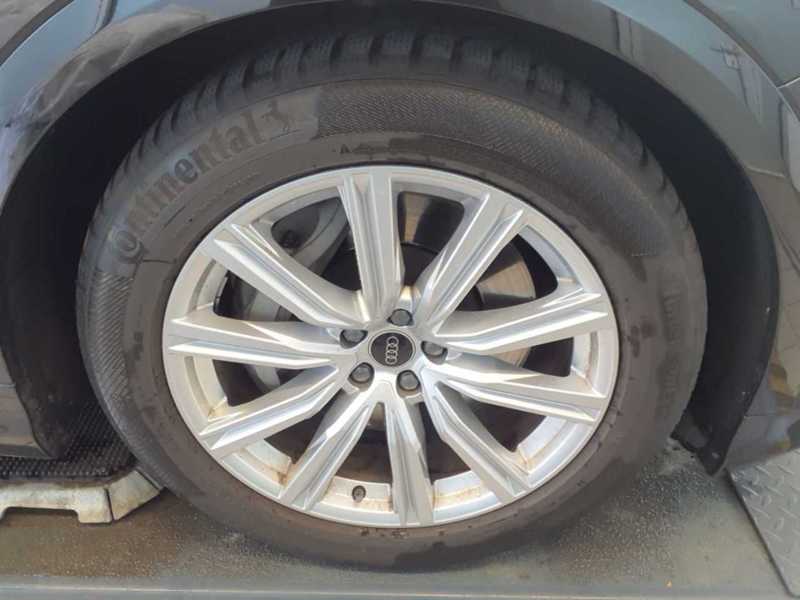 Audi Q8 55 TFSI e quattro *AHK*LUFT*PANO*HUD*B&O* AHK PDC