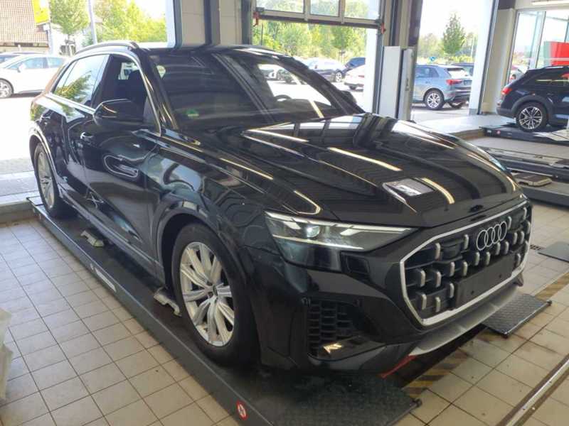Audi Q8 55 TFSI e quattro *AHK*LUFT*PANO*HUD*B&O* AHK PDC