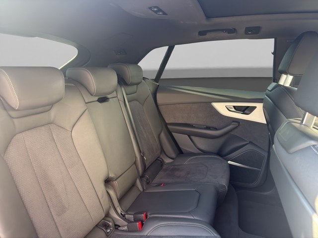 Audi Q8 55 TFSI e quattro *AHK*LUFT*PANO*HUD*B&O* AHK PDC