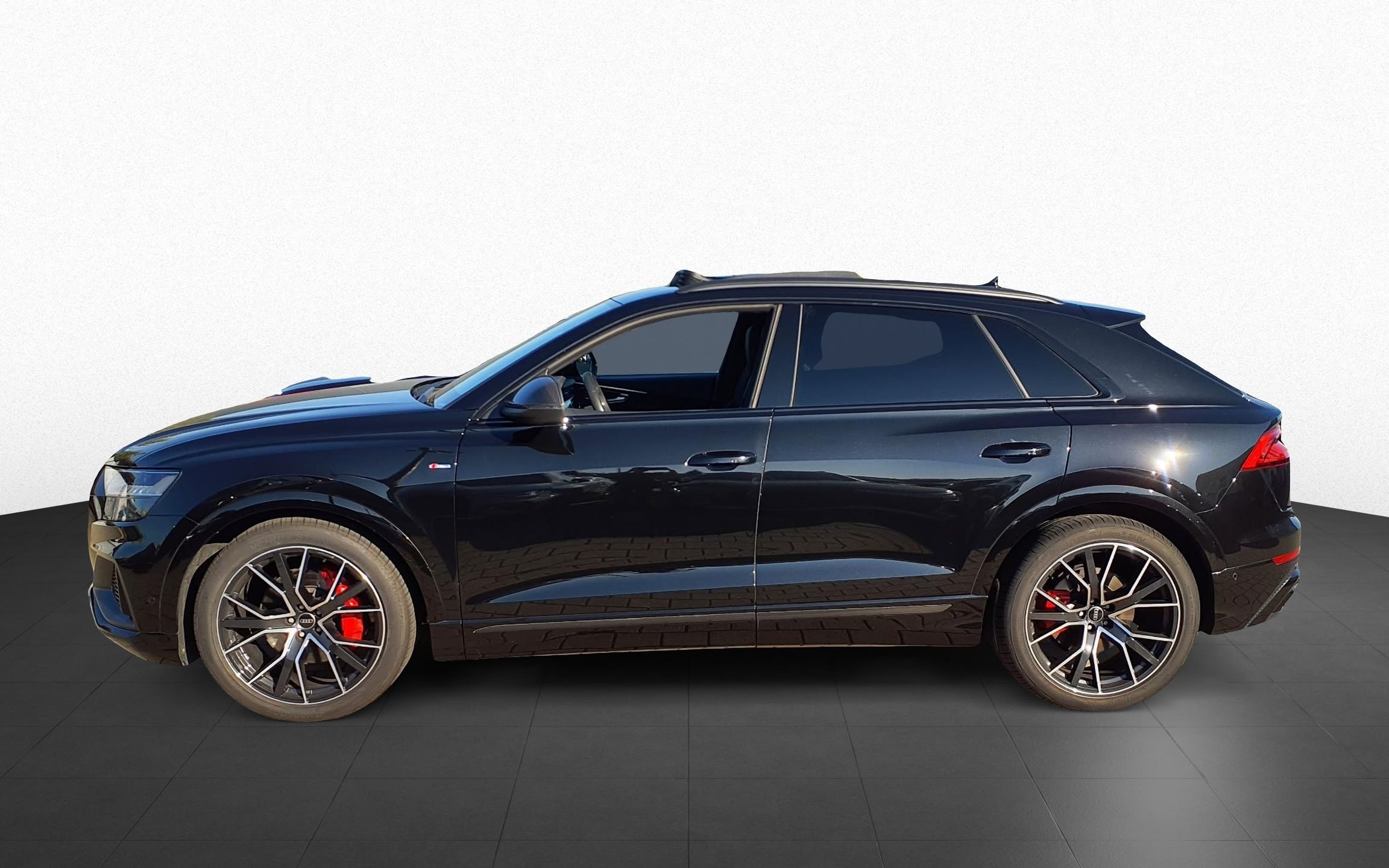 Audi Q8 55 TFSI quattro competition+ *AHK*PANO*LUFT* Sportp.