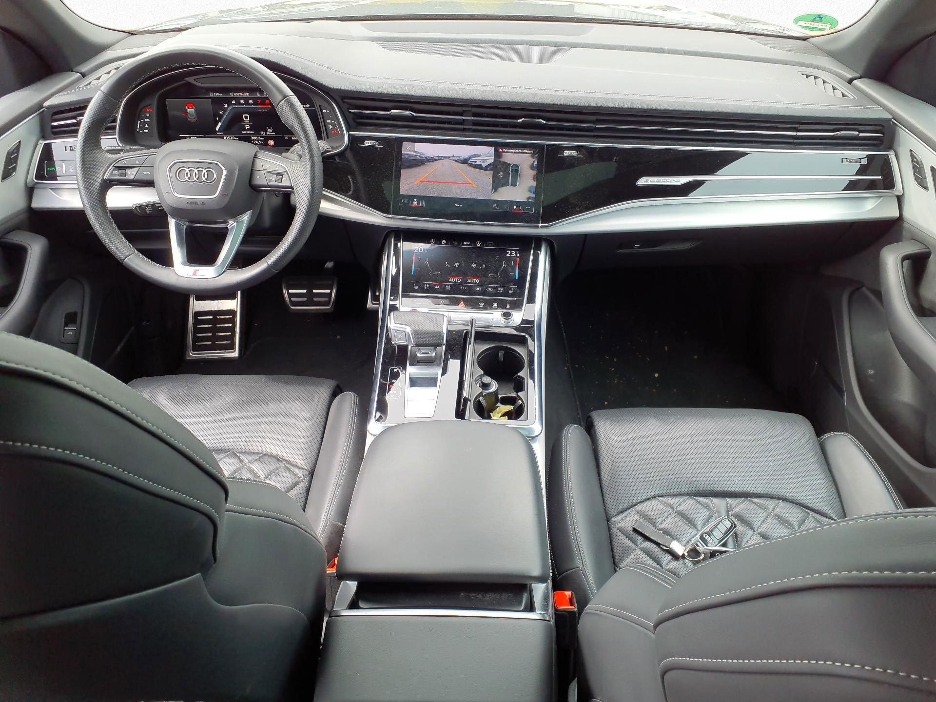 Audi SQ8 4.0 TFSI quat. *AHK*PANO*STHZ*B&O*HUD*MATRIX DynLicht SpurH el.Heck